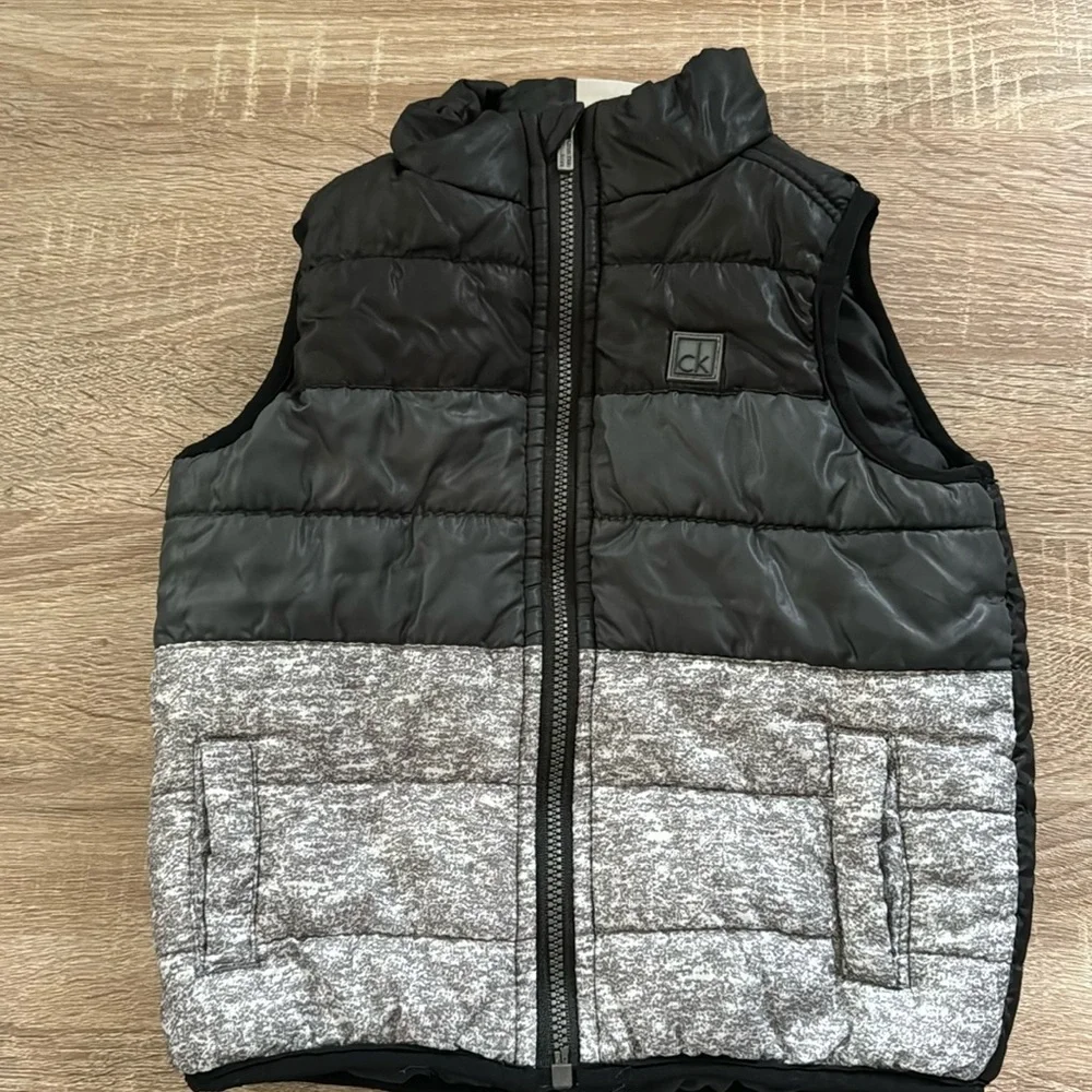 Calvin Klein Vest